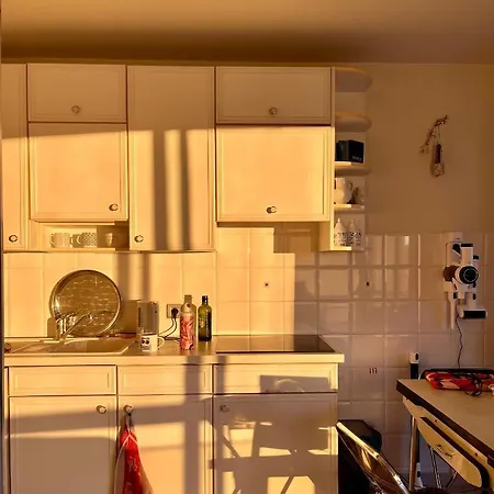 Superbe Studio Avec Terrasse, Vue Panoramique, Piscine, Parking Ferme Gratuit Apartament