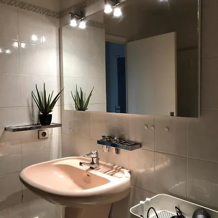 Superbe Studio Avec Terrasse, Vue Panoramique, Piscine, Parking Ferme Gratuit * Κάννες