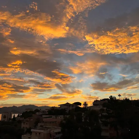 Superbe Studio Avec Terrasse, Vue Panoramique, Piscine, Parking Ferme Gratuit * Cannes